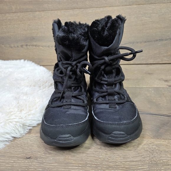 Nike Roshe One Hi Black Sneaker Boots 1Y - Picture 8 of 16